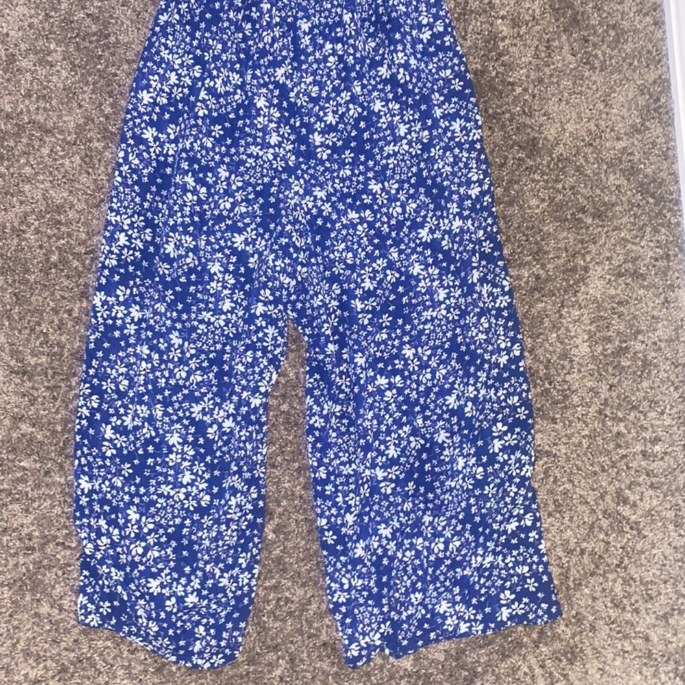 Jumper - Picture 2 of 5